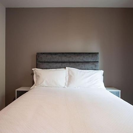 Stunning 2Br Next To The City Airport Bhd - Free Parking بلفاست المظهر الخارجي الصورة