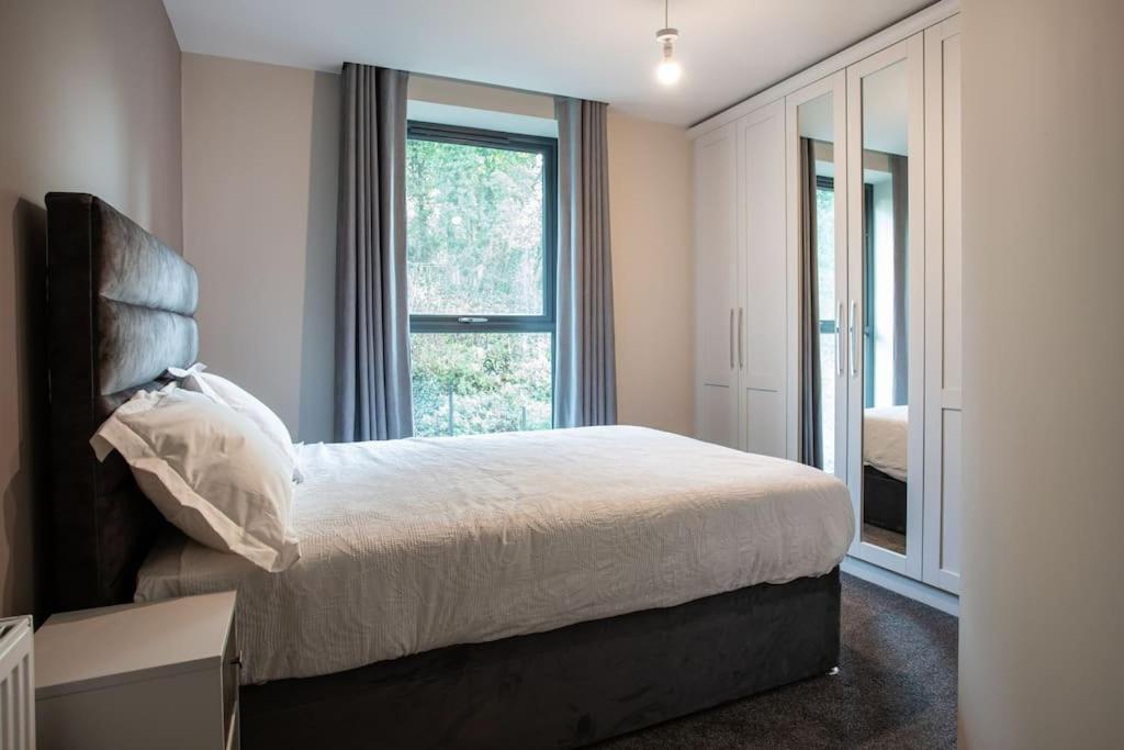 Stunning 2Br Next To The City Airport Bhd - Free Parking بلفاست المظهر الخارجي الصورة